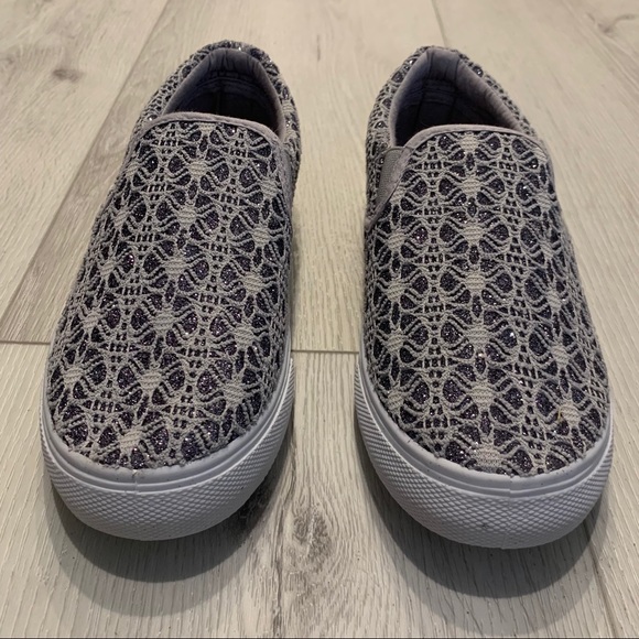 ZULA Slip On Gray Sparkly Loafers Shoes Size 7 - Picture 2 of 8